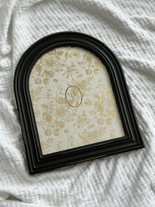 Black Wood Arched Slightly Distressed 8"x10" Frame