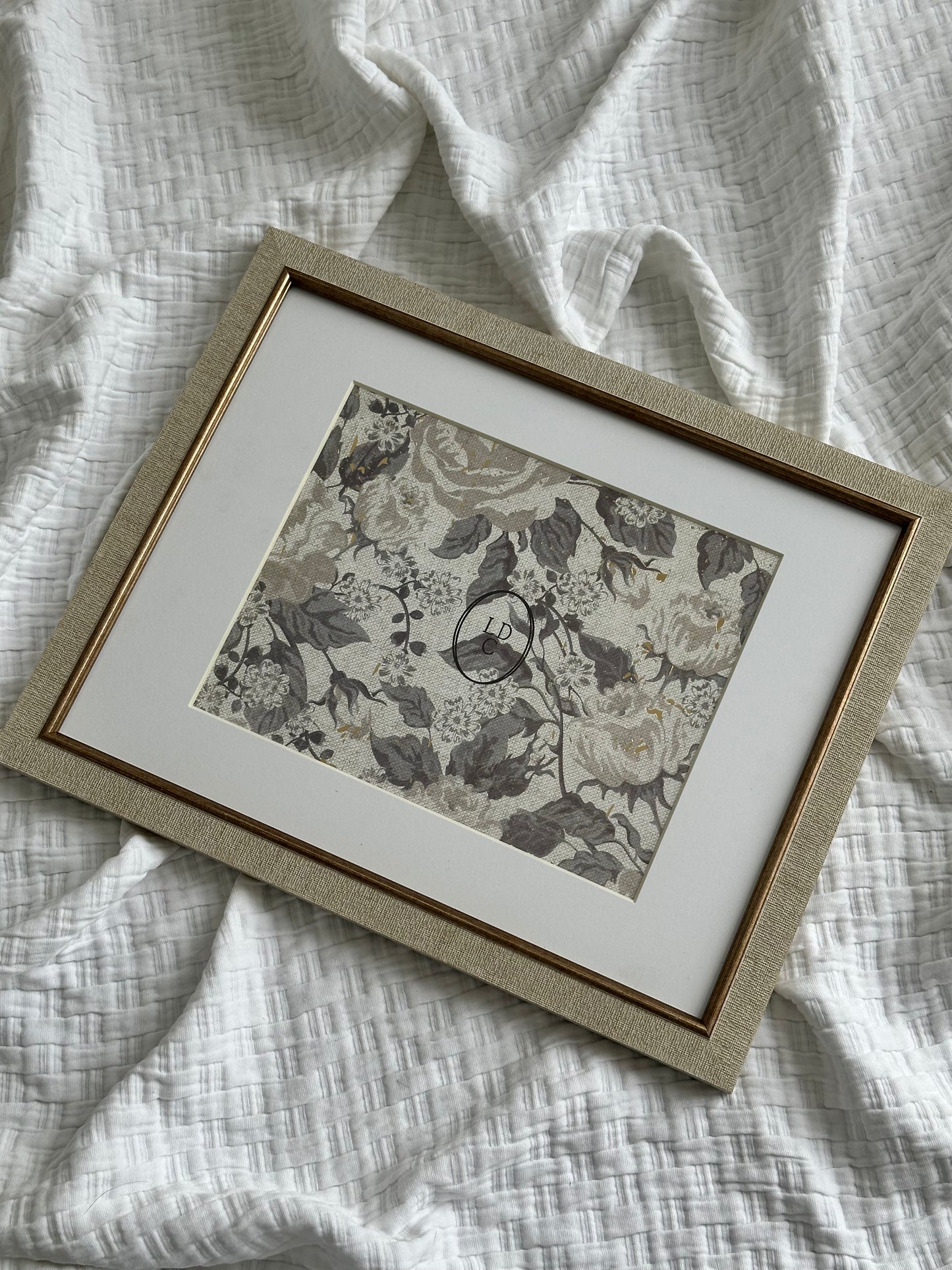 Textured 11"x14" Matted to 8"x10" Frame Gold Trim Detail